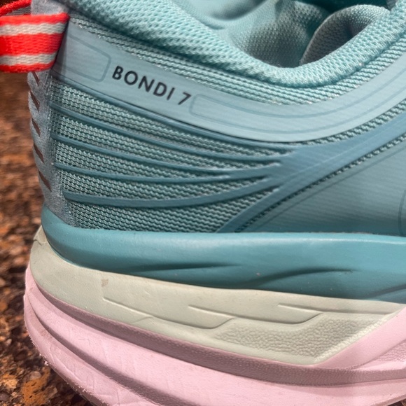Hoka Women's Bondi 7 Aqua Running Shoes size 9 - Picture 9 of 10
